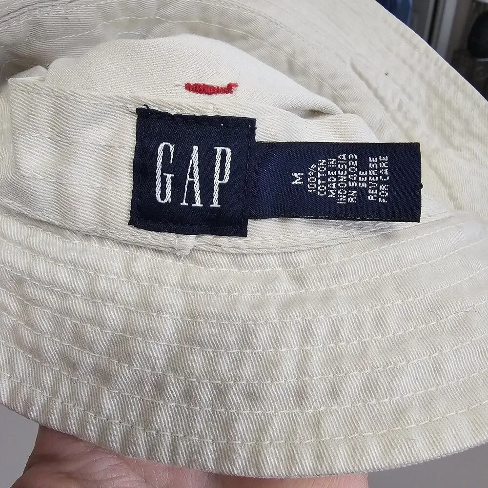 Vintage 2000 GAP Beige Bucket Hat Embroidered Logo Cotton Youth M Y2K Utility